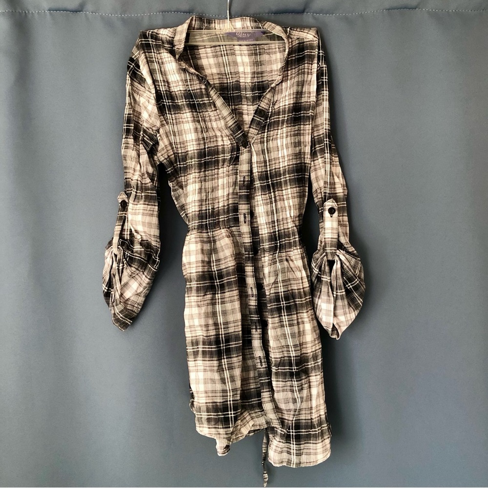 **LAST CHANCE!** Miley Cyrus Max Azria Top